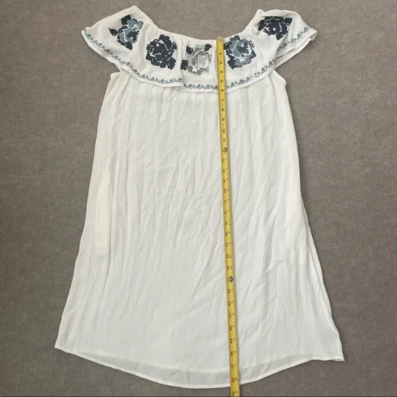 Vanilla Star Off Shoulder Flowy Embroidered Summer Dress Womens Small - Picture 9 of 10
